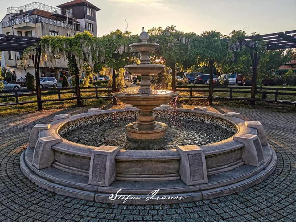 Апартаменти Кастро/Castro Apartments Carevo Exteriér fotografie