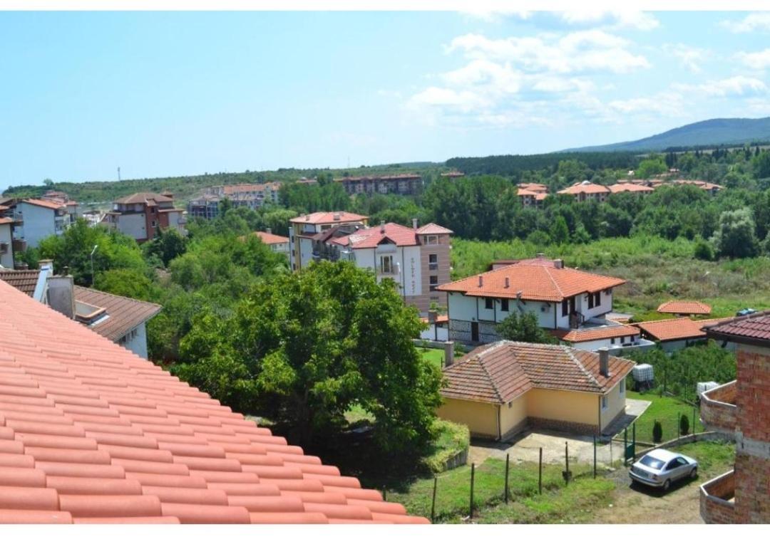Апартаменти Кастро/Castro Apartments Carevo Exteriér fotografie