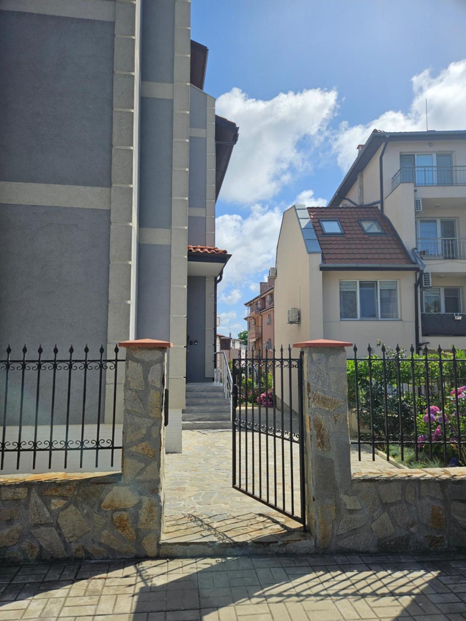Апартаменти Кастро/Castro Apartments Carevo Exteriér fotografie