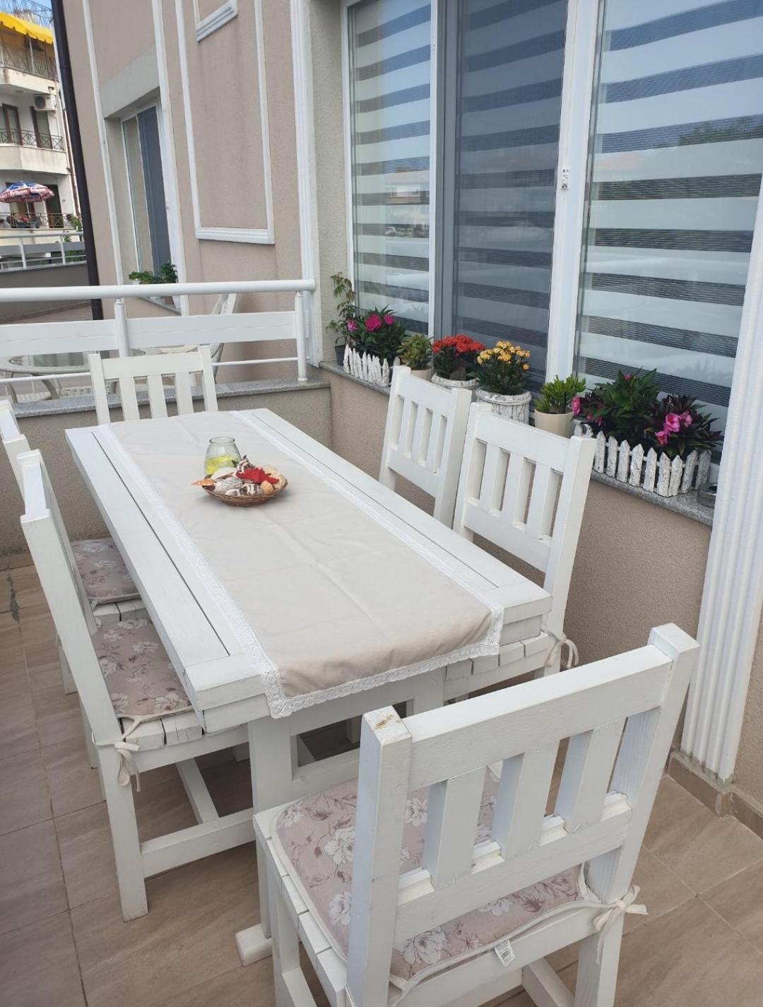 Апартаменти Кастро/Castro Apartments Carevo Exteriér fotografie