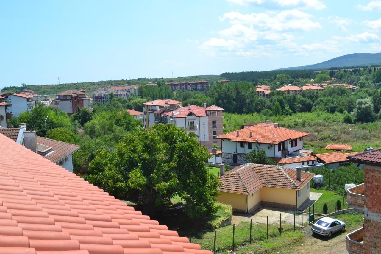 Апартаменти Кастро/Castro Apartments Carevo Exteriér fotografie